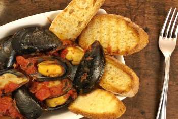 impepata di cozze al pomodoro